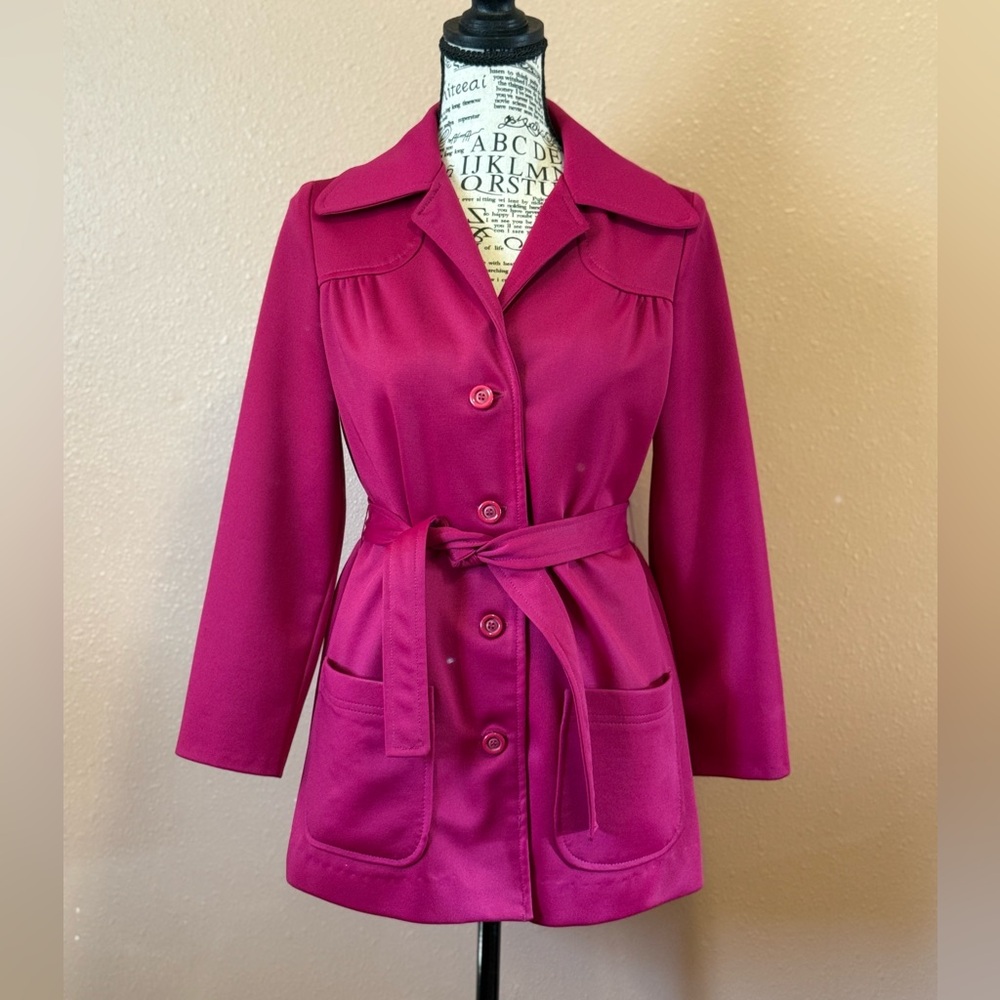 Vintage White Stag Fuchsia Belted Trench Coat